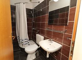 Apartments Karbuni By The Sea