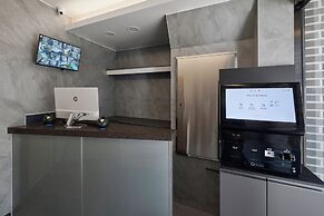 Eight Rest Hostel  Myeong-dong