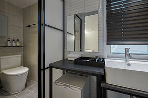 Eight Rest Hostel  Myeong-dong