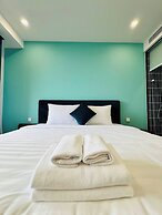 Medius Terra Residences - Pool Included