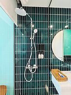 Medius Terra Residences - Pool Included