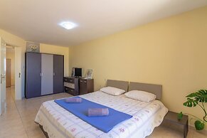 Penthouse Tower Court Zurrieq