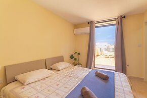 Penthouse Tower Court Zurrieq