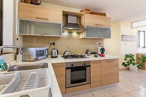 Penthouse Tower Court Zurrieq