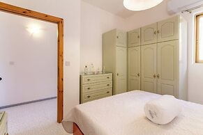 Modern Seaview Apart In Marsalforn Gozo