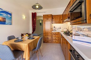 Modern Seaview Apart In Marsalforn Gozo