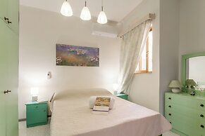 Modern Seaview Apart In Marsalforn Gozo