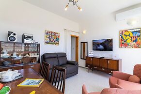 Modern Seaview Apart In Marsalforn Gozo