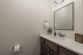 90 Hay Meadow 4 Bedroom Townhouse by RedAwning