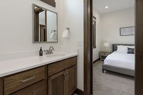 90 Hay Meadow 4 Bedroom Townhouse by RedAwning