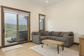 90 Hay Meadow 4 Bedroom Townhouse by RedAwning