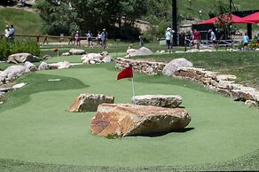 90 Hay Meadow 4 Bedroom Townhouse by RedAwning