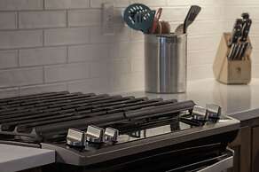 90 Hay Meadow 4 Bedroom Townhouse by RedAwning