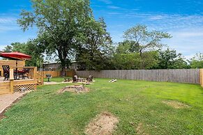 Becca's Place 3 Bedroom Home by RedAwning