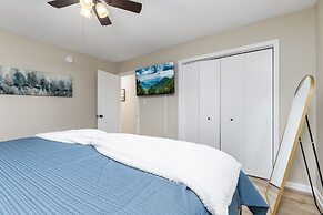 Becca's Place 3 Bedroom Home by RedAwning