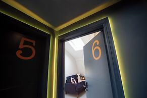 Higgihaus 26 Clare Street Aparthotel