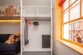 Higgihaus 26 Clare Street Aparthotel