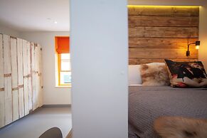 Higgihaus 26 Clare Street Aparthotel