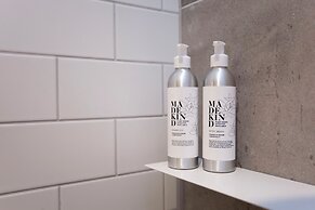 Higgihaus 26 Clare Street Aparthotel