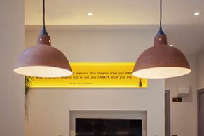 Higgihaus 26 Clare Street Aparthotel