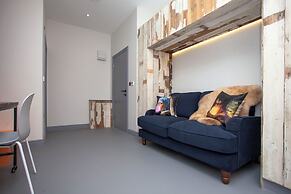 Higgihaus 26 Clare Street Aparthotel