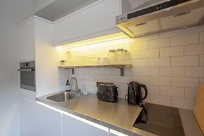 Higgihaus 26 Clare Street Aparthotel