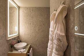 Columbus Urban Resort