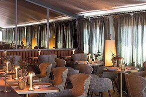 Columbus Urban Resort