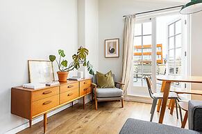 Gorgeous Hoxton Flat
