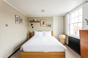 Gorgeous Hoxton Flat