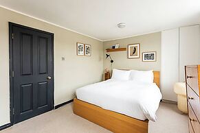 Gorgeous Hoxton Flat