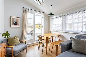 Gorgeous Hoxton Flat