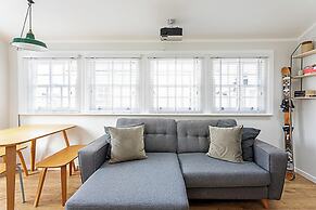 Gorgeous Hoxton Flat