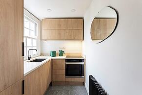 Gorgeous Hoxton Flat