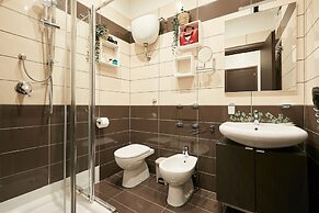 Vicky s Luxury Guesthouse by Napoliapartments