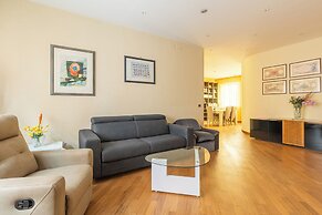 Family Elegant Apartment