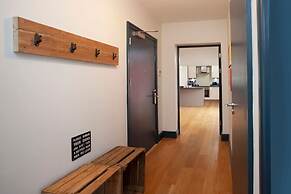 Higgihaus Cabot Mews Aparthotel