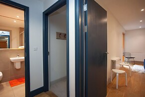 Higgihaus Cabot Mews Aparthotel