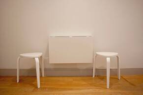 Higgihaus Cabot Mews Aparthotel