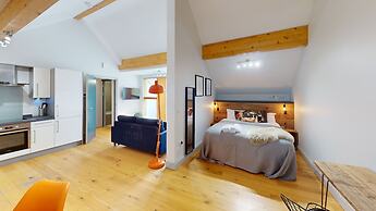 Higgihaus Cabot Mews Aparthotel