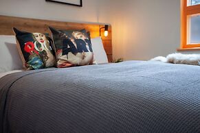 Higgihaus Cabot Mews Aparthotel