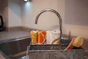 Higgihaus Cabot Mews Aparthotel