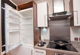 Higgihaus Cabot Mews Aparthotel