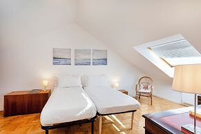 Seaview Apartment with Garden in Recco