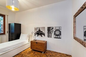 Seaview Apartment with Garden in Recco