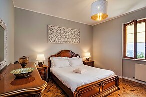 Seaview Apartment with Garden in Recco