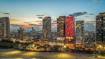 Radisson RED Danang
