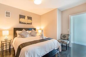 Dream House 5 Bedroom w/ Amazing Heated Pool