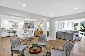 Private Pool 3BR With Lakefront View