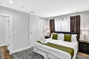 Private Pool 3BR With Lakefront View